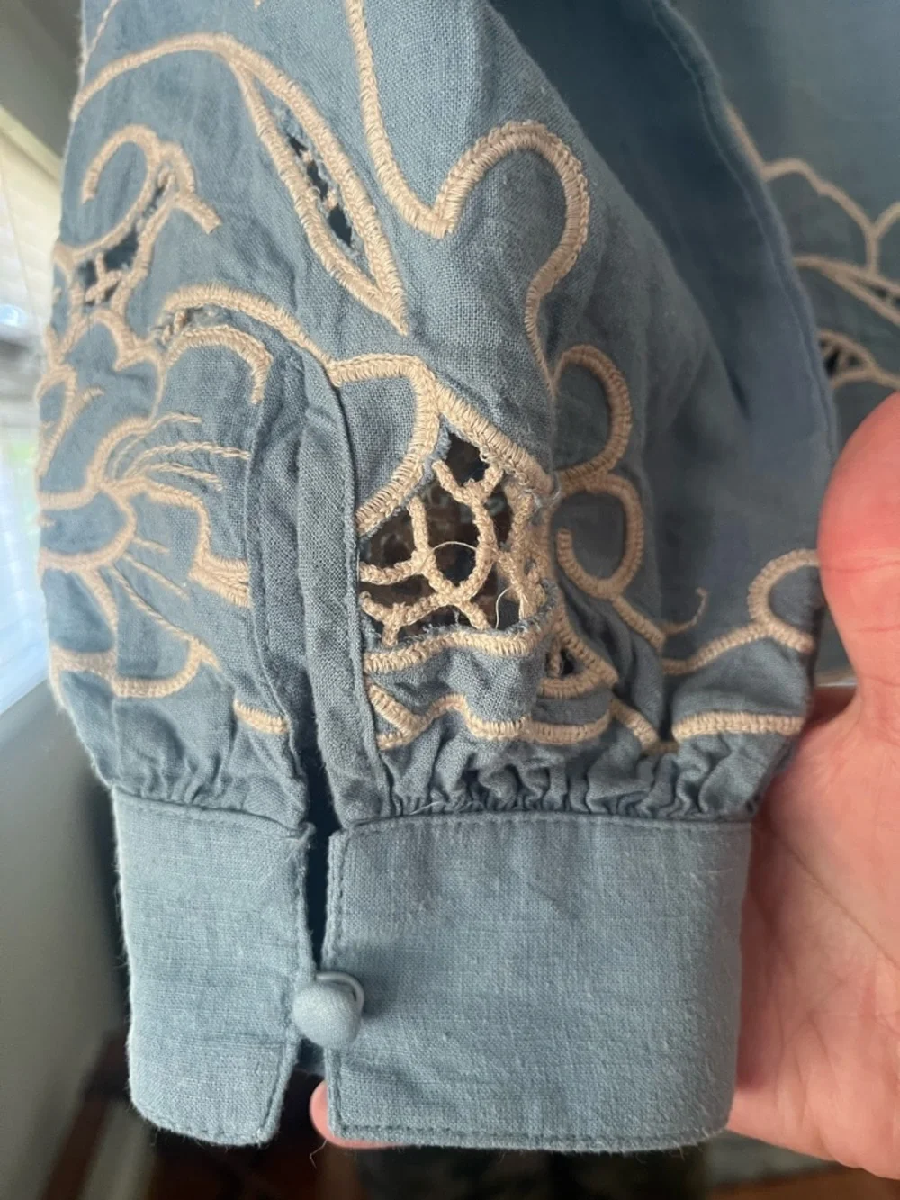 Anthro Embroidered Blue and Cream Cutwork Blouse - Linen and Cotton- size L - Picture 4 of 8
